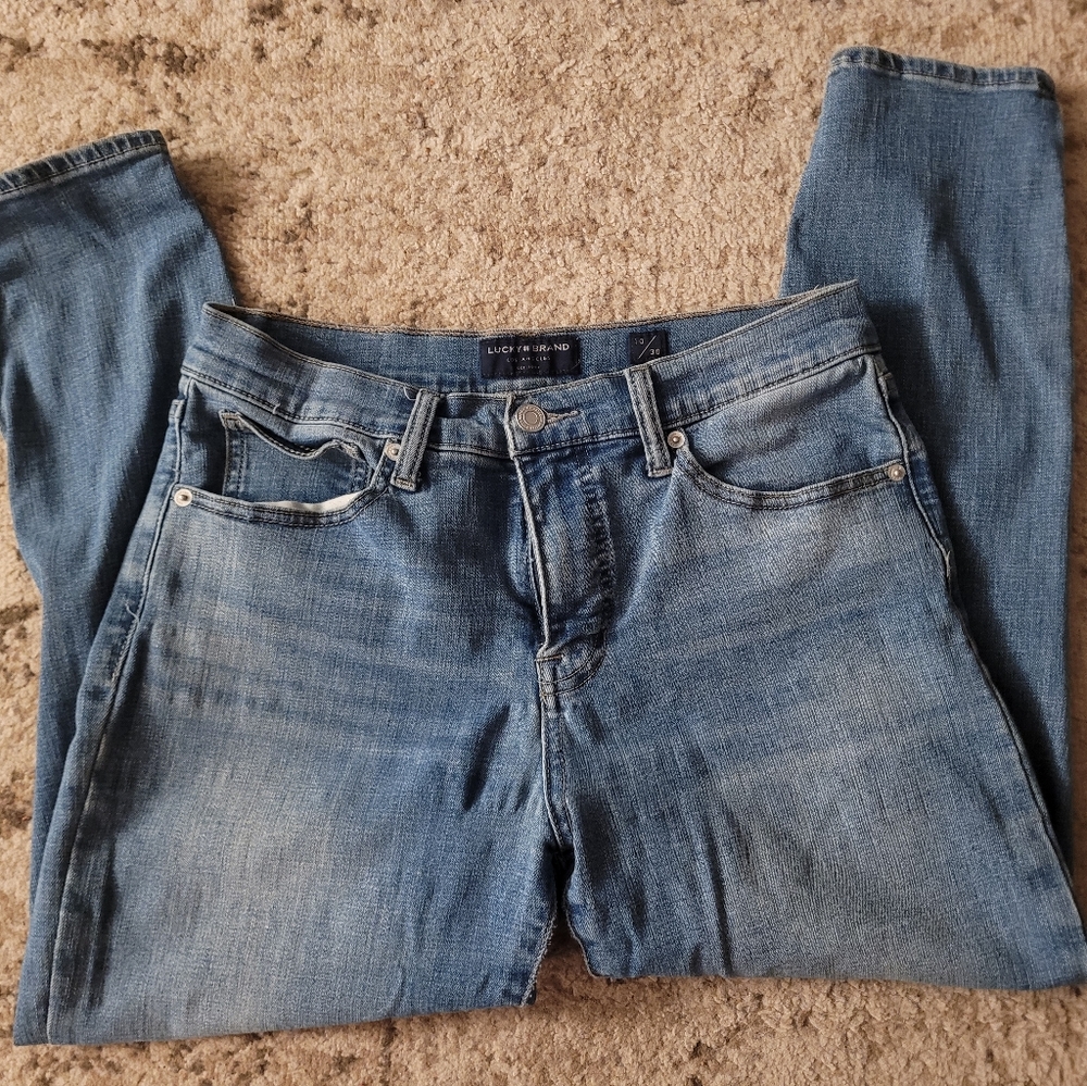 LUCKY BRAND JEANS